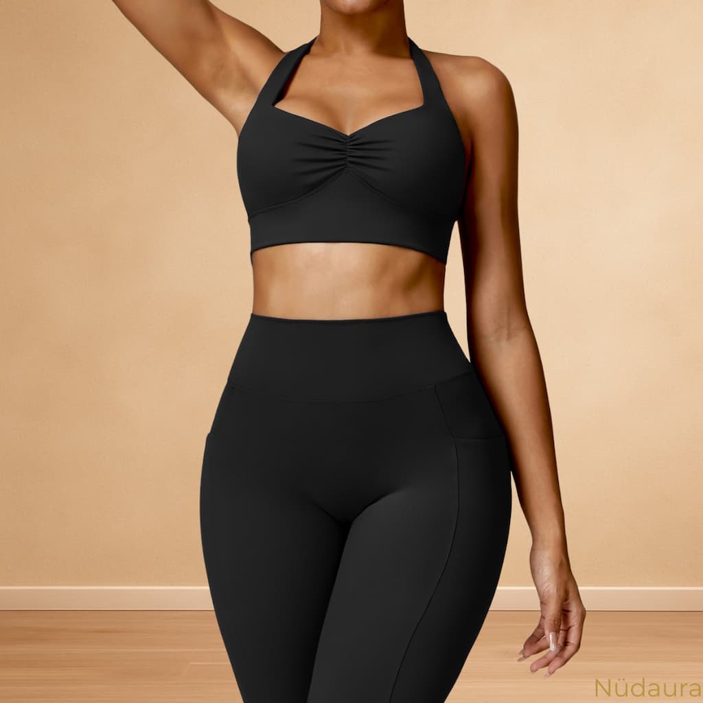 Nüdaura AeroForm Set – Classic Black color, hip angle pose.