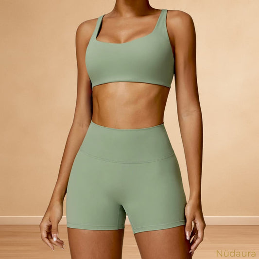 Nüdaura ContourFlow Seamless Duo – Soft Green color, front pose.